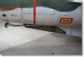 F104G_starfighter_walkaround_19.jpg