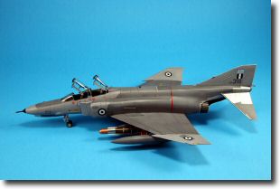 F-4E_03.jpg