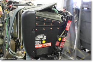 fa18_hornet_ejection_seat002.JPG