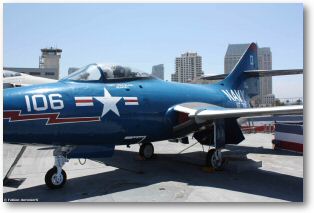 walkaround_grumman_f9f-5_panther_13.jpg